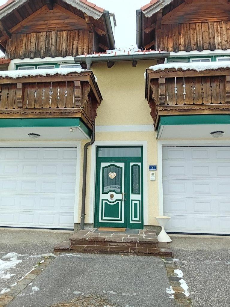 Ferienhof Kehlbauer Hof bei Salzburg Exterior foto